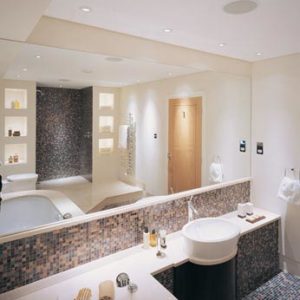 bath (228/360)